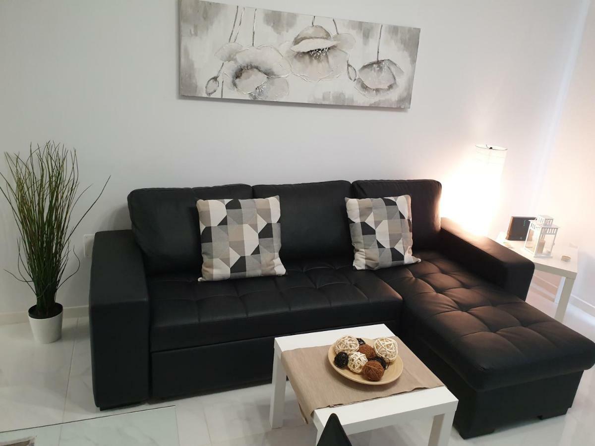 Casa Las Flores With Heated Pool, Only 490 Meters To The Beach, Balcony, Wifi Arona (Tenerife) Exterior foto