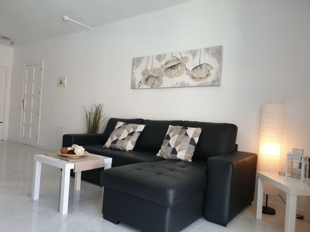 Casa Las Flores With Heated Pool, Only 490 Meters To The Beach, Balcony, Wifi Arona (Tenerife) Exterior foto